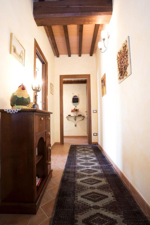 Casa Sandro A Podere Pascianella Villa Castelmuzio Habitación foto