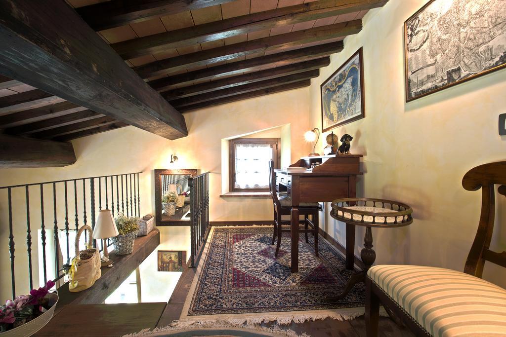 Casa Sandro A Podere Pascianella Villa Castelmuzio Habitación foto